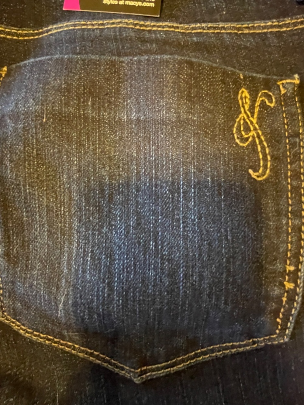 Curvy Fit Two Pair of Style and Company Boyfriend Mid-Rise Size 10 Crop Pants - Picture 3 of 7